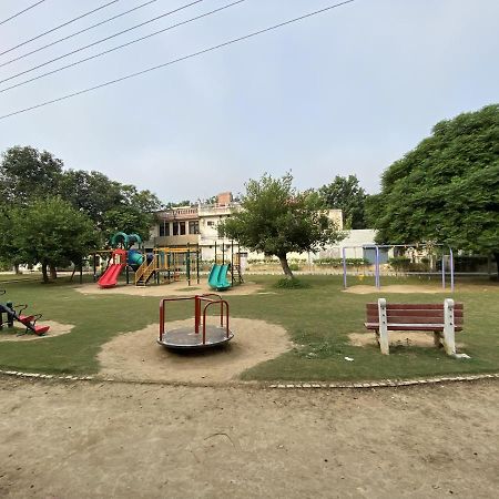 Homestays Ludhiana Bagian luar foto