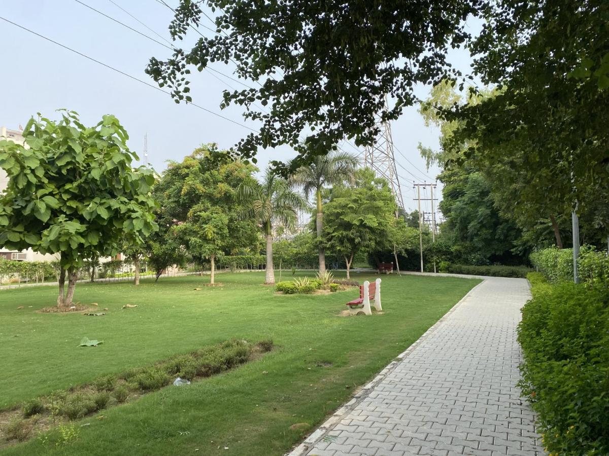 Homestays Ludhiana Bagian luar foto